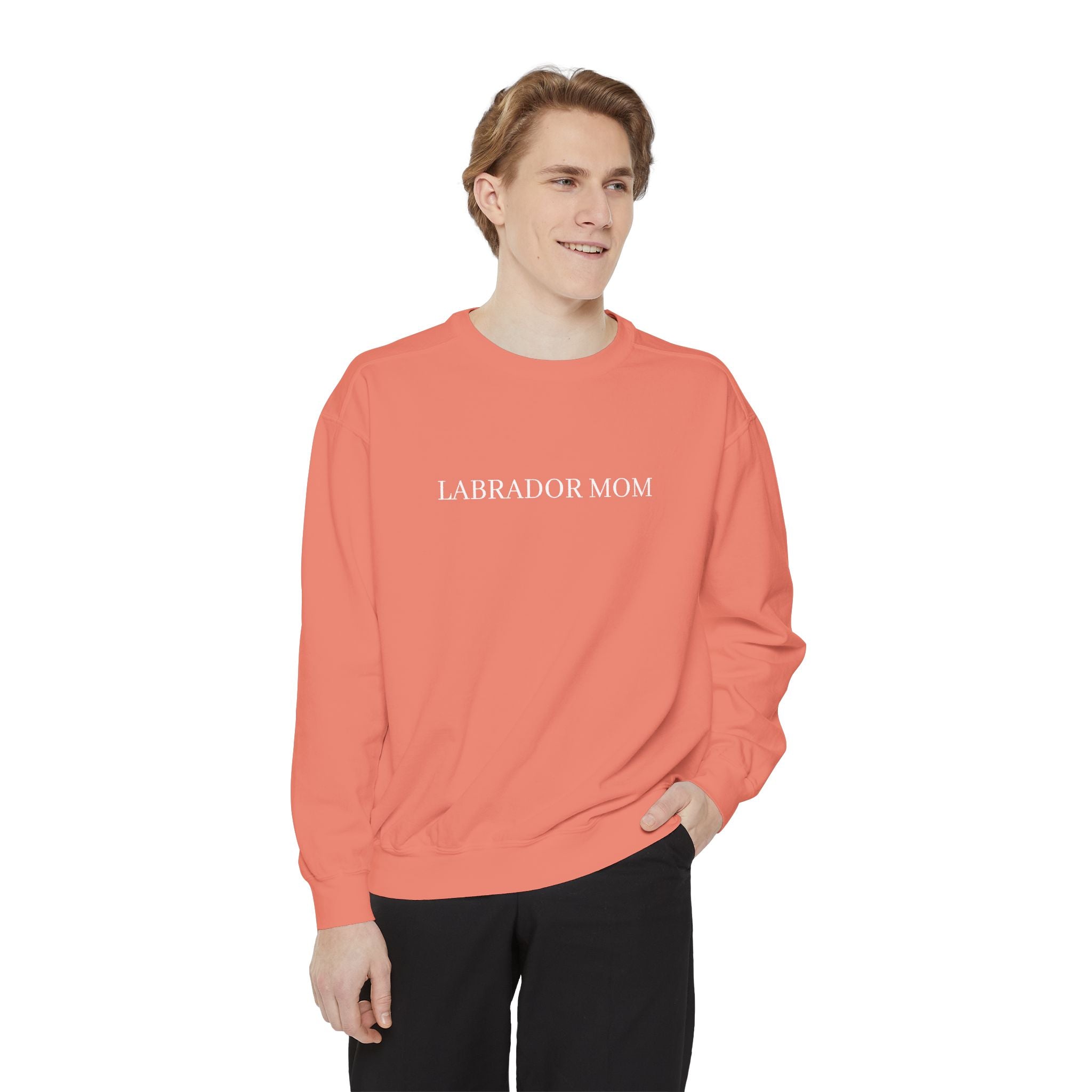 Labrador Mom Sweatshirt — Comfort Colors