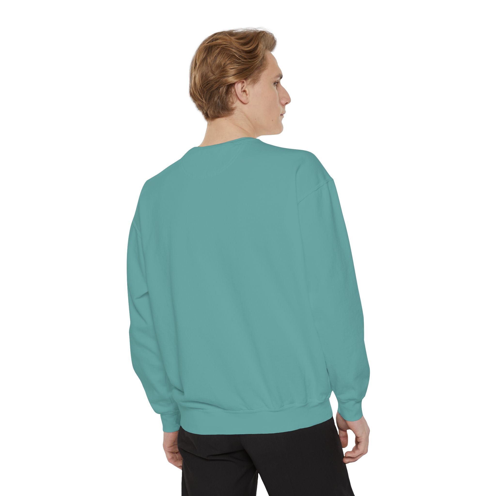 Labrador Mom Sweatshirt — Comfort Colors