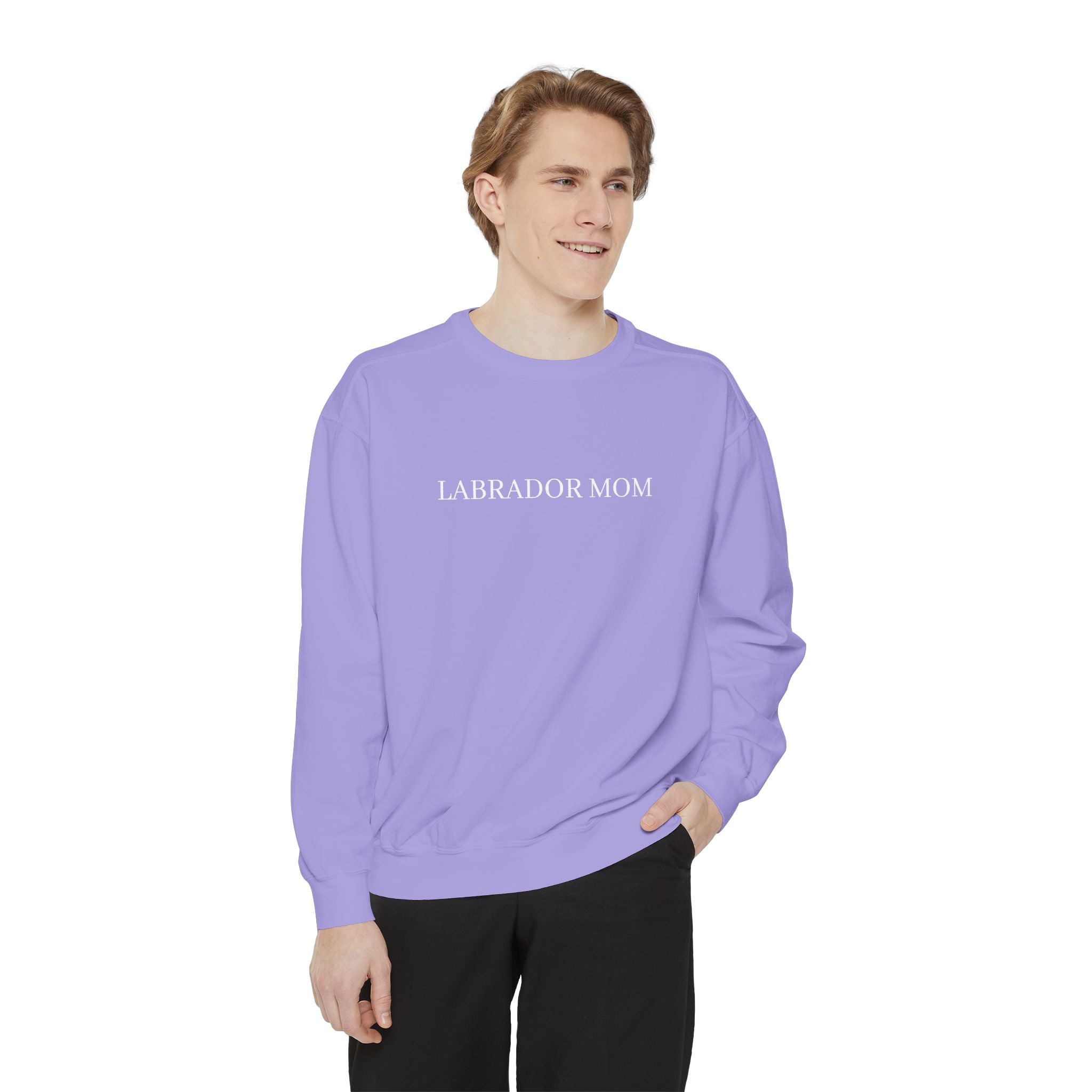 Labrador Mom Sweatshirt — Comfort Colors